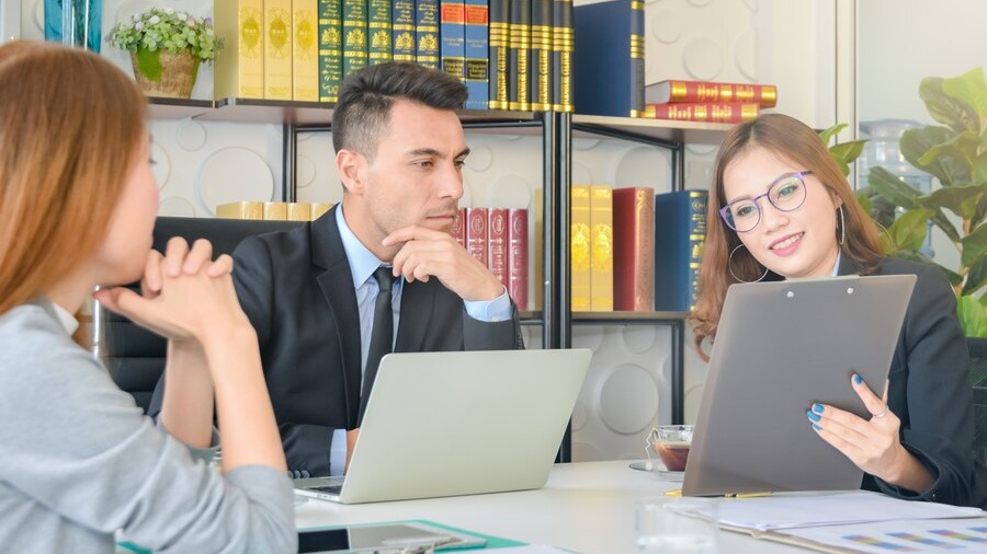 Организация закупок товаров, работ, услуг отдельными видами юридических лиц в соответствии с Федеральным законом № 223-ФЗ