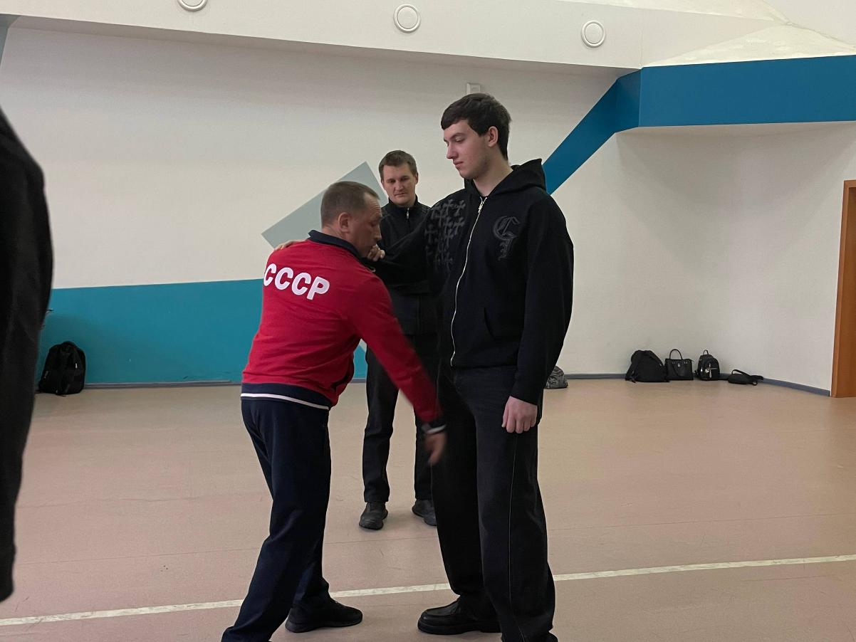 Мастер-класс по самообороне: учимся защищать себя правильно 